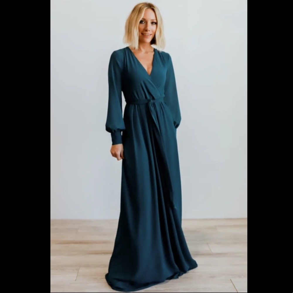 Gorgeous elevated maxi dress in dark teal/topaz